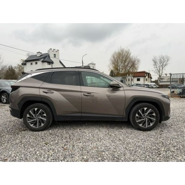Hyundai Tucson  SUV 2022,  1.6 benzyna, automat - Na sprzedaż za 99 000 zł - Warszawa - zdjęcie 2