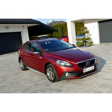 Volvo V40  Hatchback 2017,  2.0 diesel, automat - Na sprzedaż za 39 900 zł - Grójec - zdjęcie 2
