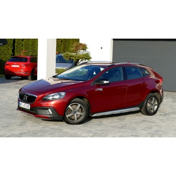 Volvo V40  Hatchback 2017,  2.0 diesel, automat - Na sprzedaż za 39 900 zł - Grójec - zdjęcie 8