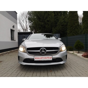 Mercedes - Benz  2017,  1.6 benzyna - Na sprzedaż za 59 900 zł - Strzegom - zdjęcie 2