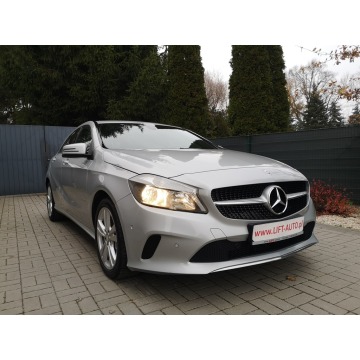 Mercedes - Benz  2017,  1.6 benzyna - Na sprzedaż za 59 900 zł - Strzegom - zdjęcie 3