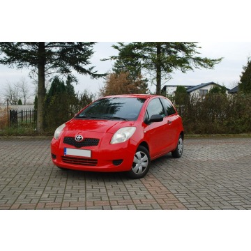 Toyota Yaris  Hatchback 2007,  1.0 benzyna - Na sprzedaż za 6 900,00 zł - Słupsk - zdjęcie 2