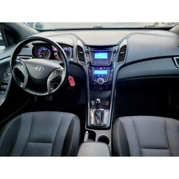 Hyundai i30 2017,  1.6 benzyna, automat - Na sprzedaż za 41 500 zł - Jatutów - zdjęcie 9