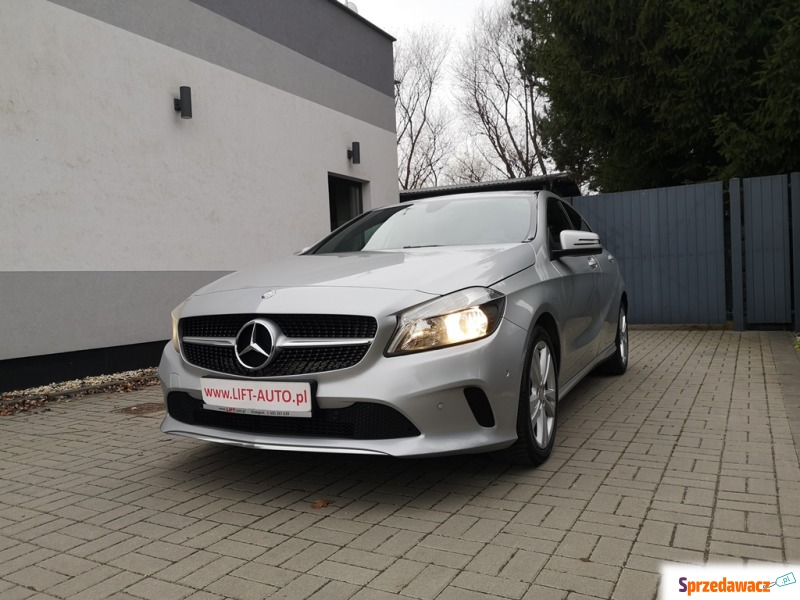 Mercedes - Benz  2017,  1.6 benzyna - Na sprzedaż za 59 900 zł - Strzegom