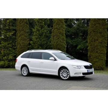 Skoda Superb  Kombi 2013,  2.0 diesel, automat - Na sprzedaż za 31 900 zł - Ostrów Mazowiecka - zdjęcie 4