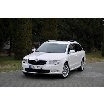 Skoda Superb  Kombi 2013,  2.0 diesel, automat - Na sprzedaż za 31 900 zł - Ostrów Mazowiecka - zdjęcie 9