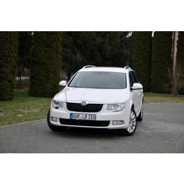 Skoda Superb  Kombi 2013,  2.0 diesel, automat - Na sprzedaż za 31 900 zł - Ostrów Mazowiecka - zdjęcie 8