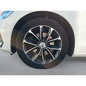 Volvo V60 2022,  2.0 hybryda, automat - Na sprzedaż za 86 400 zł - Janki - zdjęcie 11