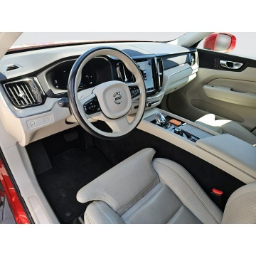 Volvo   SUV 2022,  2.0 diesel, automat - Na sprzedaż za 141 700 zł - Janki - zdjęcie 11