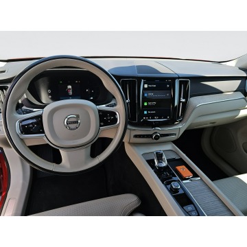 Volvo   SUV 2022,  2.0 diesel, automat - Na sprzedaż za 141 700 zł - Janki - zdjęcie 12