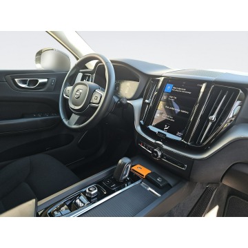 Volvo   SUV 2020,  2.0 benzyna, automat - Na sprzedaż za 113 600 zł - Janki - zdjęcie 11