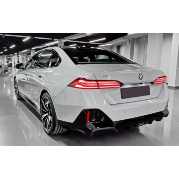 BMW Seria 5  Sedan/Limuzyna 2024,  2.0 diesel, automat - Na sprzedaż za 295 935 zł - Warszawa - zdjęcie 4