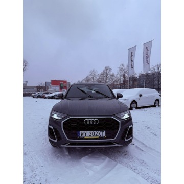 Audi Q5  SUV 2023,  2.0 benzyna, automat - Na sprzedaż za 165 900 zł - Warszawa - zdjęcie 2