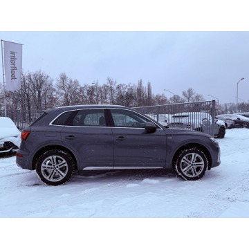 Audi Q5  SUV 2023,  2.0 benzyna, automat - Na sprzedaż za 165 900 zł - Warszawa - zdjęcie 4