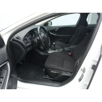 Volvo V40  Hatchback 2014,  1.6 benzyna - Na sprzedaż za 36 900 zł - Częstochowa - zdjęcie 9