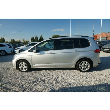 Volkswagen Touran  Minivan/Van 2022,  2.0 diesel, automat - Na sprzedaż za 65 000 zł - Poznań - zdjęcie 9