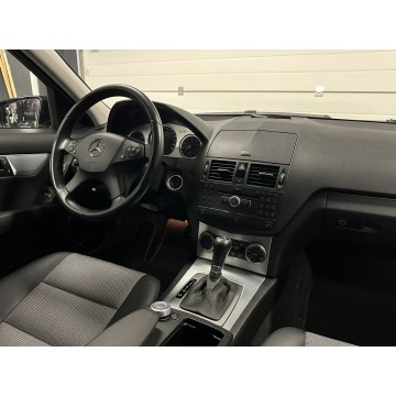 Mercedes - Benz C-klasa  Kombi 2009,  1.8 benzyna, automat - Na sprzedaż za 29 999 zł - Lubrza - zdjęcie 11