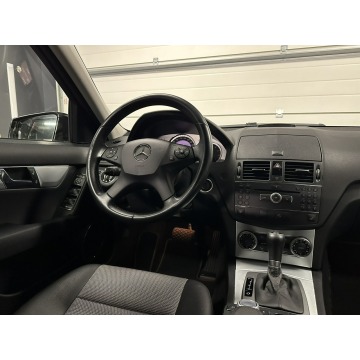 Mercedes - Benz C-klasa  Kombi 2009,  1.8 benzyna, automat - Na sprzedaż za 29 999 zł - Lubrza - zdjęcie 9