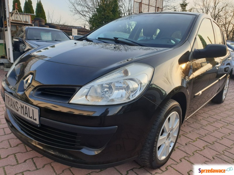Renault Clio  Hatchback 2009,  1.1 benzyna - Na sprzedaż za 10 900 zł - Lublin