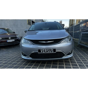 Chrysler Pacifica  Minivan/Van 2019,  3.6 benzyna, automat - Na sprzedaż za 74 900 zł - Gdynia - zdjęcie 2