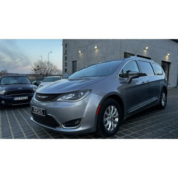 Chrysler Pacifica - Limited - Doskonały Minivan dla Wymagających Rodzin