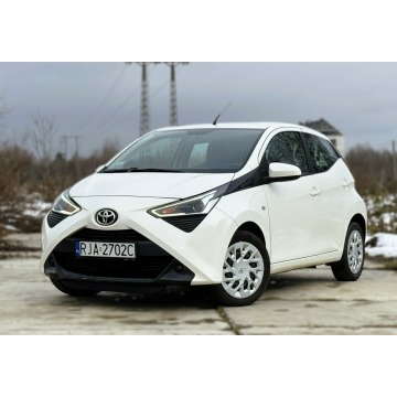 Toyota Aygo  Hatchback 2021,  1.0 benzyna - Na sprzedaż za 29 900 zł - Rzeszów - zdjęcie 5