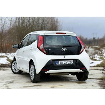 Toyota Aygo  Hatchback 2021,  1.0 benzyna - Na sprzedaż za 29 900 zł - Rzeszów - zdjęcie 9
