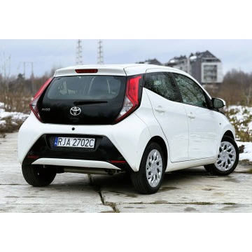 Toyota Aygo  Hatchback 2021,  1.0 benzyna - Na sprzedaż za 29 900 zł - Rzeszów - zdjęcie 12