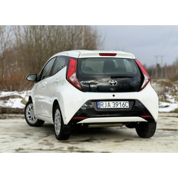Toyota Aygo  Hatchback 2021,  1.0 benzyna - Na sprzedaż za 32 500 zł - Rzeszów - zdjęcie 8