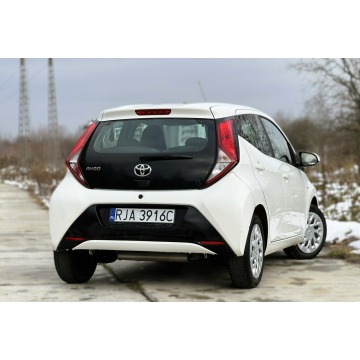 Toyota Aygo  Hatchback 2021,  1.0 benzyna - Na sprzedaż za 32 500 zł - Rzeszów - zdjęcie 7