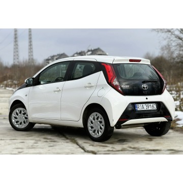 Toyota Aygo  Hatchback 2021,  1.0 benzyna - Na sprzedaż za 32 500 zł - Rzeszów - zdjęcie 12