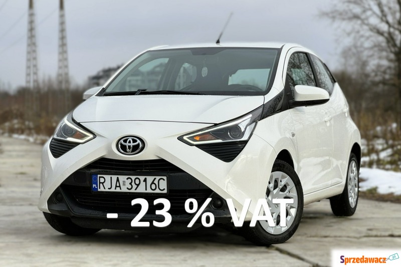 Toyota Aygo  Hatchback 2021,  1.0 benzyna - Na sprzedaż za 32 500 zł - Rzeszów