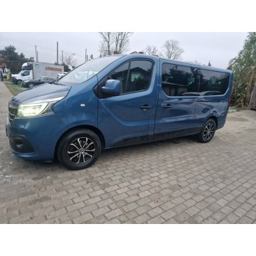 renault trafic automat long 9 osobowy salon polska