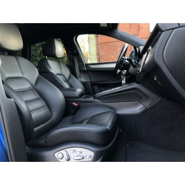 Porsche Macan  SUV 2015,  3.6 benzyna, automat - Na sprzedaż za 155 500 zł - Wijewo - zdjęcie 10