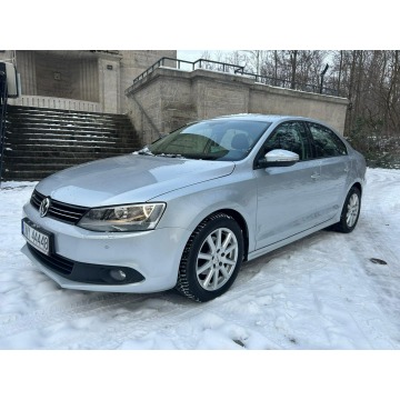 Volkswagen Jetta  Sedan/Limuzyna 2012,  1.4 benzyna - Na sprzedaż za 15 700 zł - Nysa - zdjęcie 2