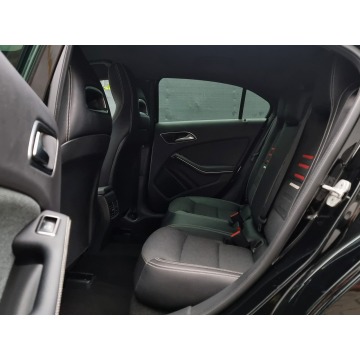 Mercedes - Benz A-klasa  Hatchback 2017,  1.6 benzyna, automat - Na sprzedaż za 61 900 zł - Osielsko - zdjęcie 8