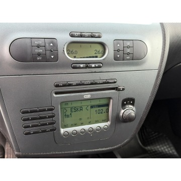 Seat Leon  Hatchback 2007,  1.9 diesel - Na sprzedaż za 8 999,00 zł - Gostyń - zdjęcie 11