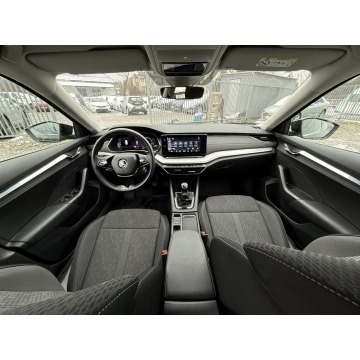 Skoda Octavia 2022,  1.5 benzyna - Na sprzedaż za 103 000 zł - Warszawa - zdjęcie 9
