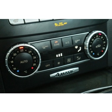 Mercedes - Benz C-klasa  Sedan/Limuzyna 2013,  3.5 benzyna, automat - Na sprzedaż za 69 900 zł - Bytom - zdjęcie 11