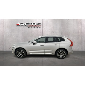 Volvo   SUV 2022,  2.0 diesel, automat - Na sprzedaż za 131 800 zł - Warszawa - zdjęcie 2