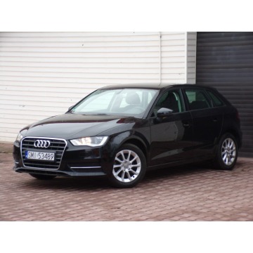 Audi A3  Hatchback 2013,  1.4 benzyna - Na sprzedaż za 34 790 zł - Mikołów - zdjęcie 2