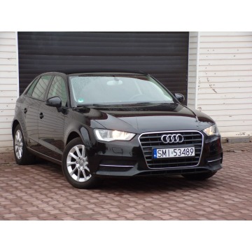 Audi A3  Hatchback 2013,  1.4 benzyna - Na sprzedaż za 34 790 zł - Mikołów - zdjęcie 5
