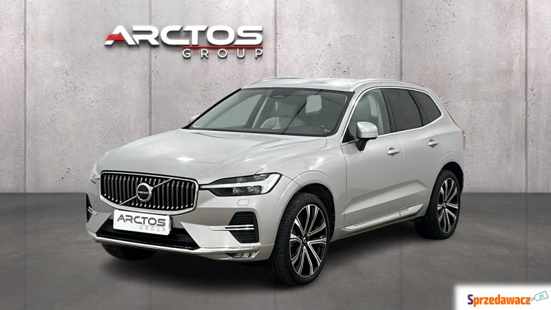 Volvo   SUV 2022,  2.0 diesel, automat - Na sprzedaż za 131 800 zł - Warszawa