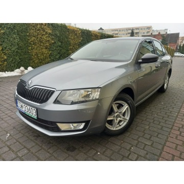 Skoda Octavia  Sedan/Limuzyna 2013,  1.6 diesel - Na sprzedaż za 35 900 zł - Nowe - zdjęcie 5