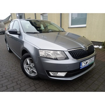 Skoda Octavia  Sedan/Limuzyna 2013,  1.6 diesel - Na sprzedaż za 35 900 zł - Nowe - zdjęcie 8