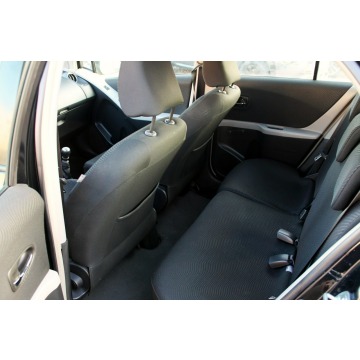 Toyota Yaris  Hatchback 2011,  1.3 benzyna - Na sprzedaż za 17 000 zł - Warszawa - zdjęcie 10