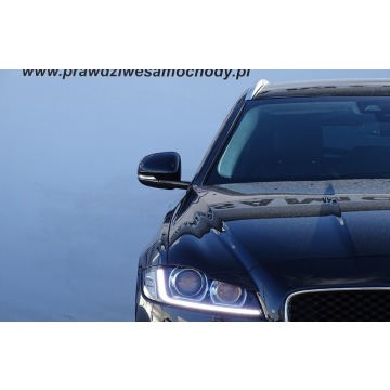 Jaguar XF  Kombi 2019,  2.0 diesel, automat - Na sprzedaż za 77 900 zł - Mielec - zdjęcie 2