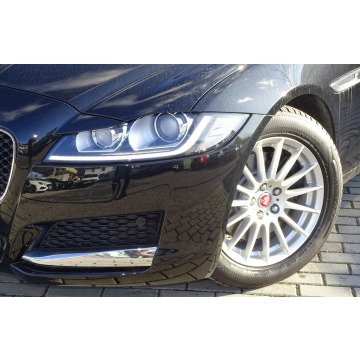 Jaguar XF  Kombi 2019,  2.0 diesel, automat - Na sprzedaż za 77 900 zł - Mielec - zdjęcie 7