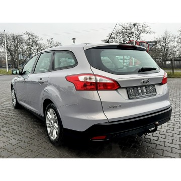 Ford Focus 2011,  1.6 benzyna - Na sprzedaż za 16 900 zł - Kutno - zdjęcie 8