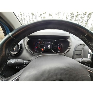 Renault Captur  Hatchback 2016,  0.9 benzyna - Na sprzedaż za 29 900 zł - Tarnowskie Góry - zdjęcie 9